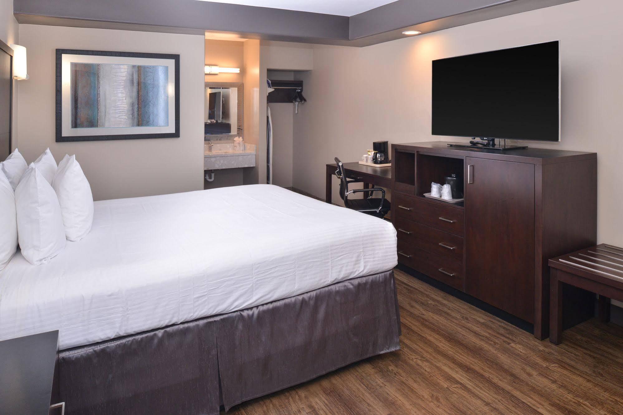 לוס אנג'לס Tarzana Inn מראה חיצוני תמונה