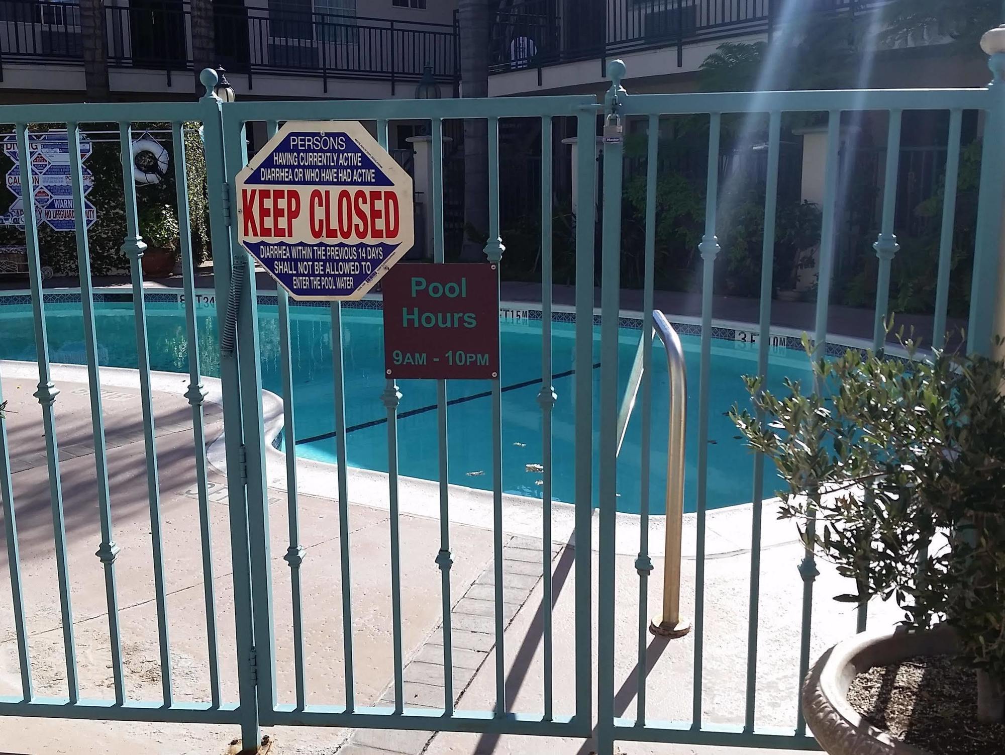 לוס אנג'לס Tarzana Inn מראה חיצוני תמונה