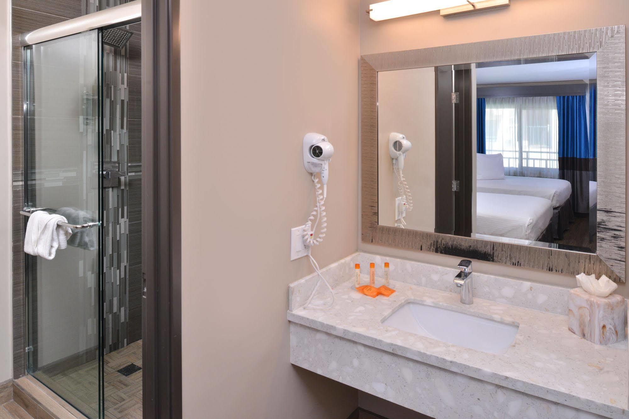 לוס אנג'לס Tarzana Inn מראה חיצוני תמונה